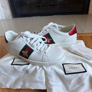Gucci New Ace Bee Embroidered Sneakers